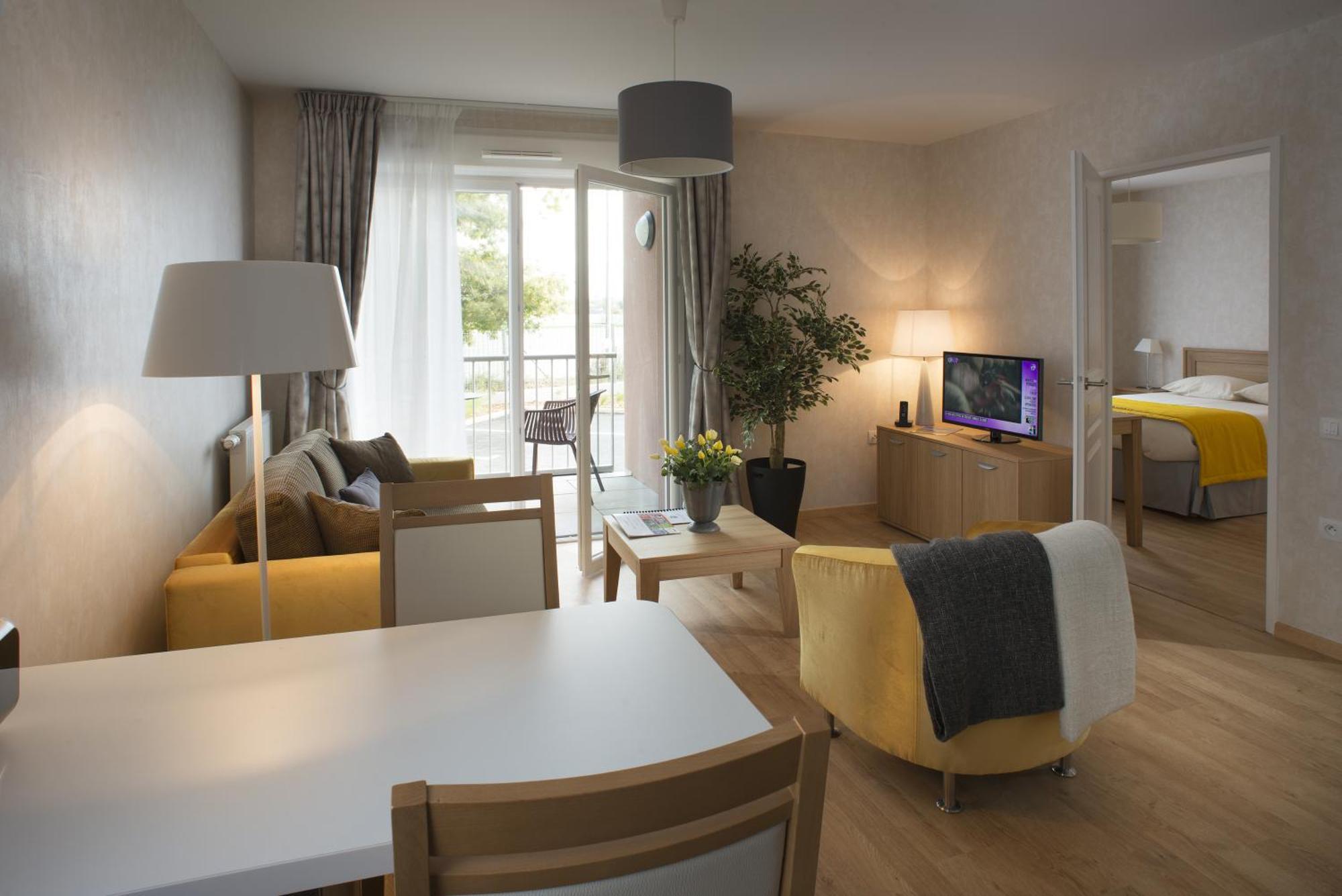Domitys Le Jardin Des Trois Rois Aparthotel Romorantin-Lanthenay Ruang foto